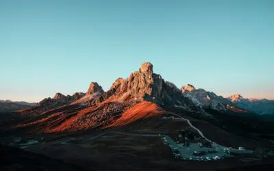 64-year-old Woman Wants to Split Her Money Between Guaranteed Income & Risk-free Growth